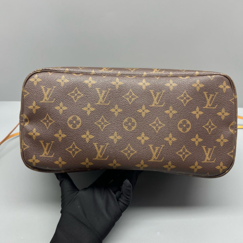 Louis Vuitton Neverfull MM Monogram Brown