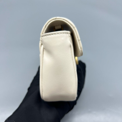 Gucci Matelasse Super Mini GG Marmont Calfskin White