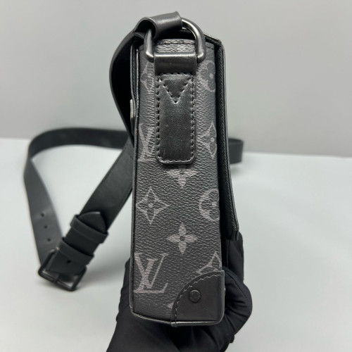 Louis Vuitton Trunk Messenger Monogram Eclipse Black