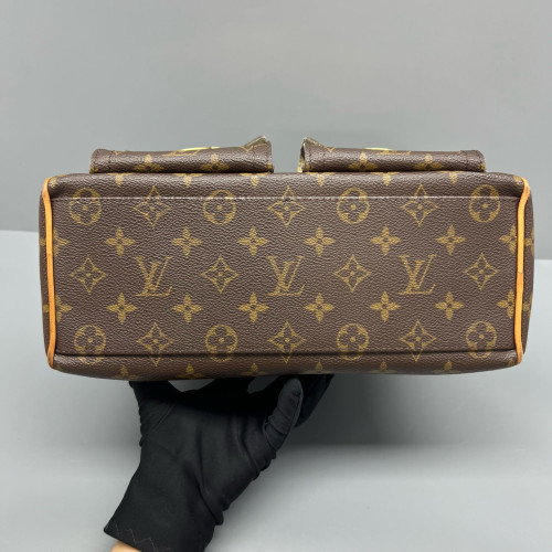 Louis Vuitton Manhattan PM Monogram Brown