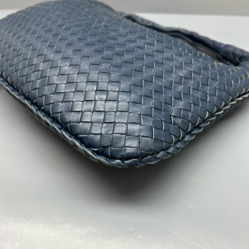 Bottega Veneta Medium Veneta Hobo Calfskin Intrecciato Dark Blue
