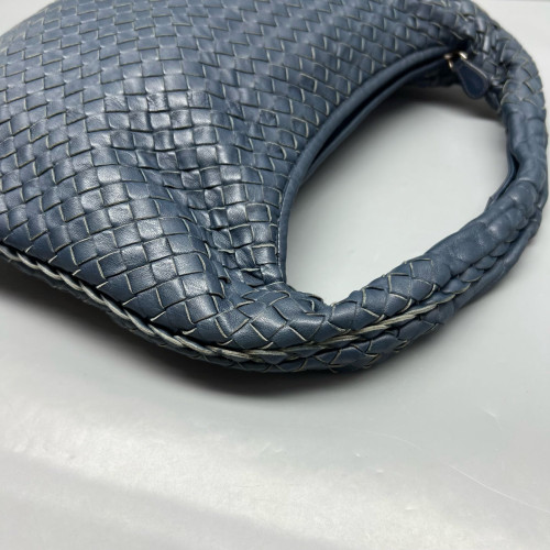 Bottega Veneta Medium Veneta Hobo Calfskin Intrecciato Dark Blue