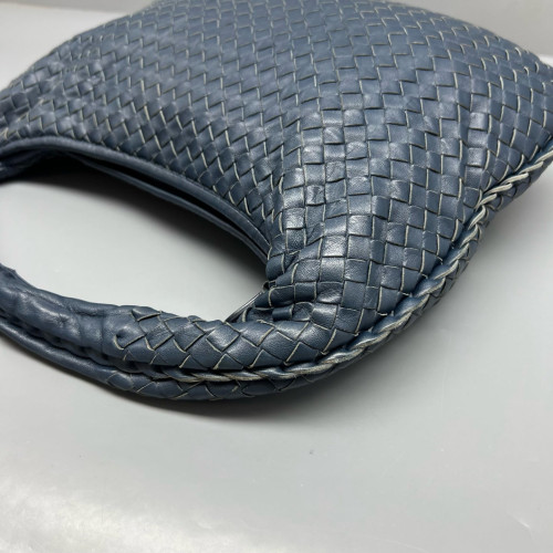 Bottega Veneta Medium Veneta Hobo Calfskin Intrecciato Dark Blue