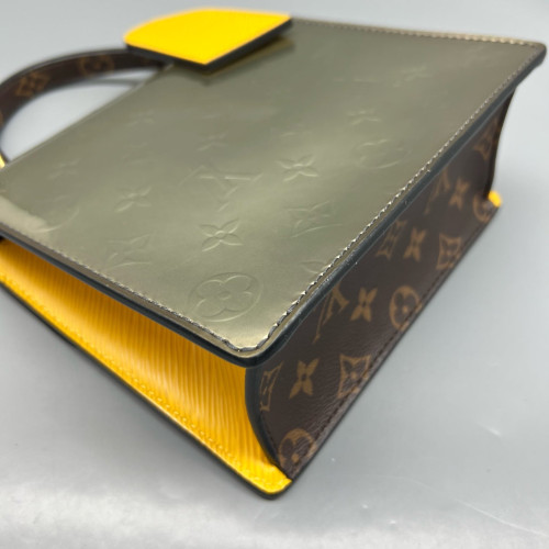 Louis Vuitton Spring Street Vernis Monogram Brown Yellow