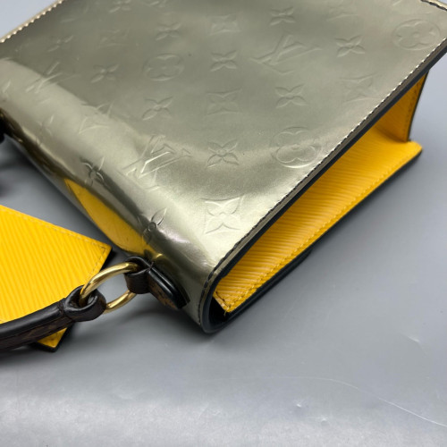 Louis Vuitton Spring Street Vernis Monogram Brown Yellow