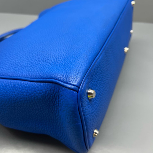 Dior Medium Diorissimo Tote Grained Calfskin Blue