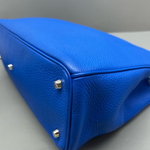 Dior Medium Diorissimo Tote Grained Calfskin Blue
