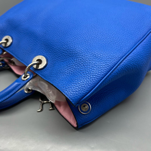 Dior Medium Diorissimo Tote Grained Calfskin Blue
