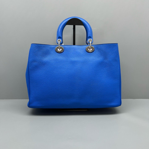 Dior Medium Diorissimo Tote Grained Calfskin Blue