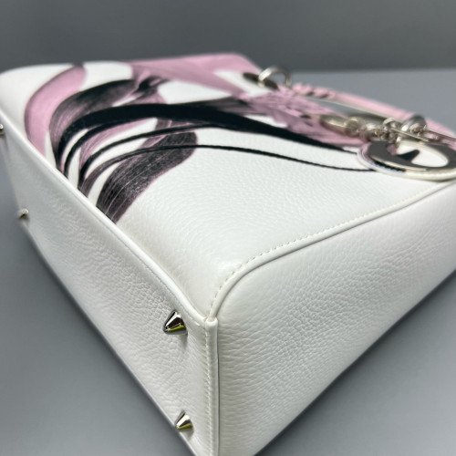 Dior Medium Lady Dior Grained Calfskin White Pink Black