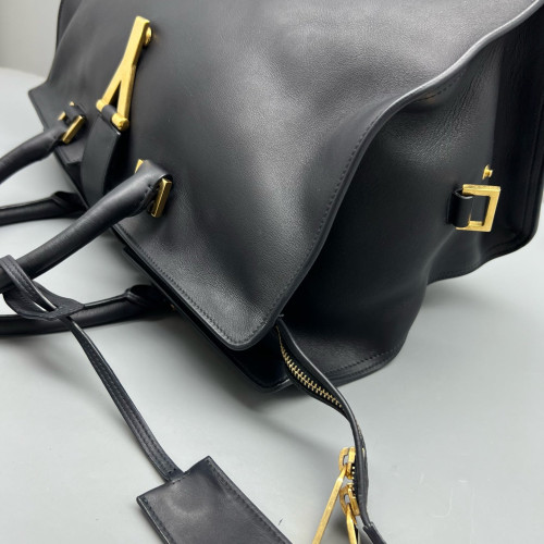 Yves Saint Laurent Medium Cabas Chyc Calfskin Black