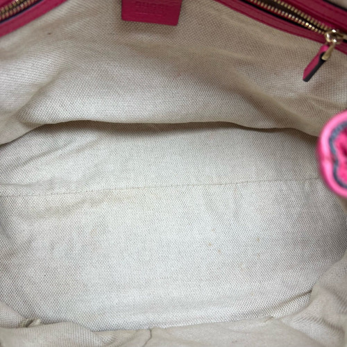 Gucci Medium Soho Shoulder Bag Calfskin Fuchsia
