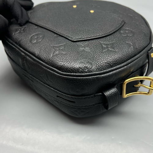 Louis Vuitton Boite Chapeau Souple MM Monogram Empreinte Black