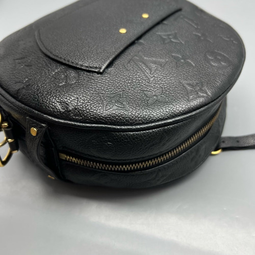 Louis Vuitton Boite Chapeau Souple MM Monogram Empreinte Black