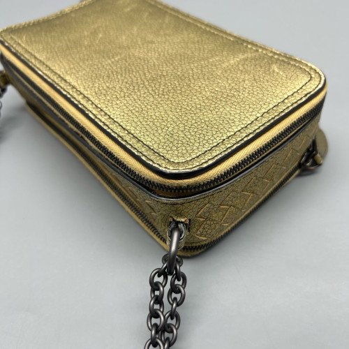 Bottega Veneta Camera Case Grained Calfskin Lambskin Intrecciato Nappa Gold Bottega Veneta Camera Case Grained Calfskin Lambskin Intrecciato Nappa Gold