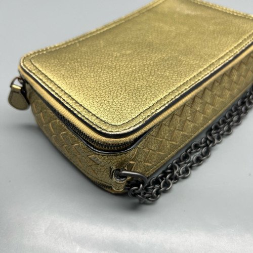 Bottega Veneta Camera Case Grained Calfskin Lambskin Intrecciato Nappa Gold Bottega Veneta Camera Case Grained Calfskin Lambskin Intrecciato Nappa Gold