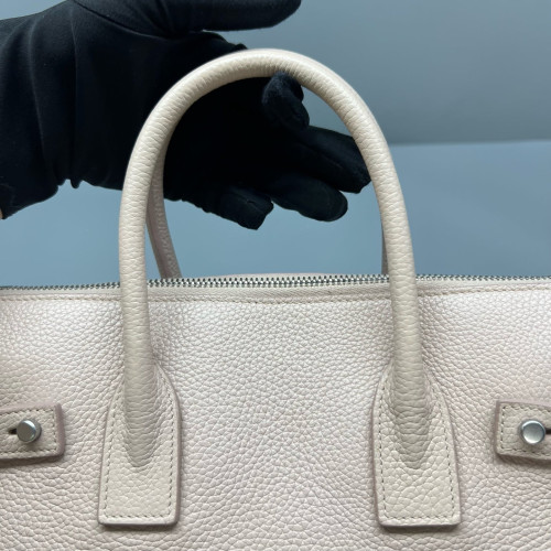 Yves Saint Laurent Baby Sac De Jour Grained Calfskin Nude Pink Yves Saint Laurent Baby Sac De Jour Grained Calfskin Nude Pink