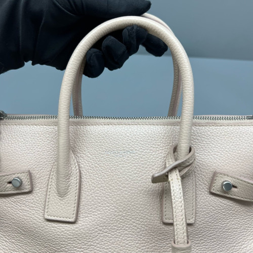 Yves Saint Laurent Baby Sac De Jour Grained Calfskin Nude Pink Yves Saint Laurent Baby Sac De Jour Grained Calfskin Nude Pink
