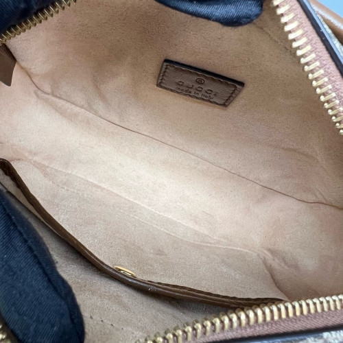 Gucci Camera Case GG Supreme Monogram Brown