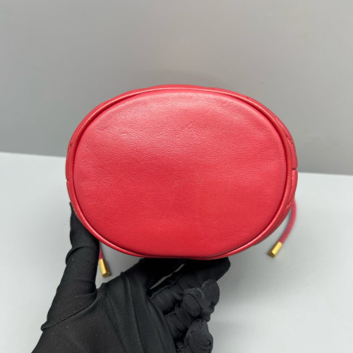 Gucci Matelasse Mini GG Marmont Bucket Bag Calfskin Red Gucci Matelasse Mini GG Marmont Bucket Bag Calfskin Red