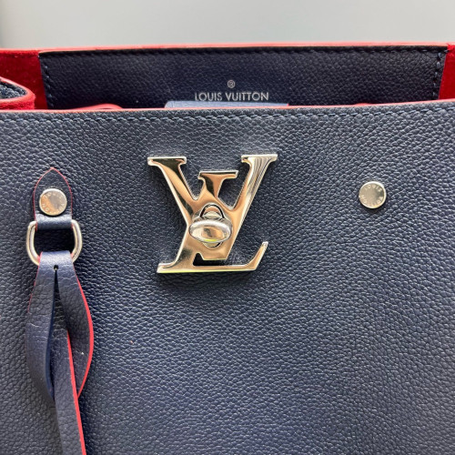 Louis Vuitton Lockme Bucket Calfskin Blue