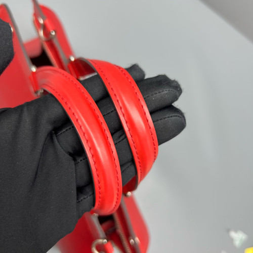 Louis Vuitton Brea MM Epi Red