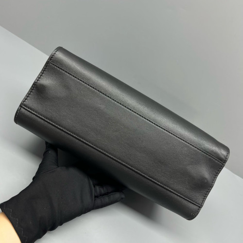 Gucci Bamboo Pearl Shoulder Bag Calfskin Black
