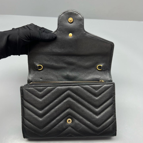 Gucci Matelasse GG Marmont Chain Wallet Calfskin Black