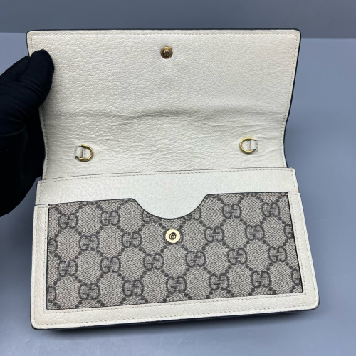 Gucci Queen Margaret Chain Wallet GG Supreme Monogram Beige White Green