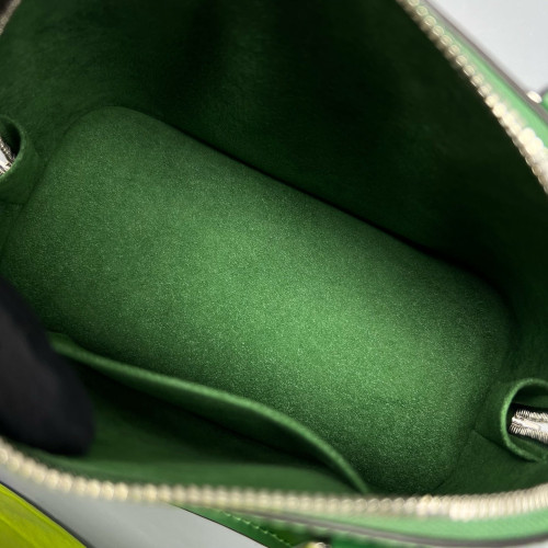 Louis Vuitton Alma BB Epi Green