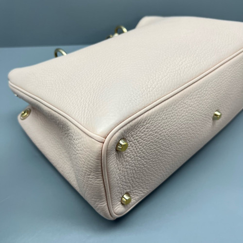 Dior Medium Diorissimo Tote Grained Calfskin Pink