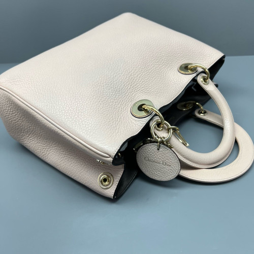 Dior Medium Diorissimo Tote Grained Calfskin Pink