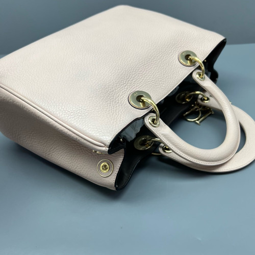 Dior Medium Diorissimo Tote Grained Calfskin Pink