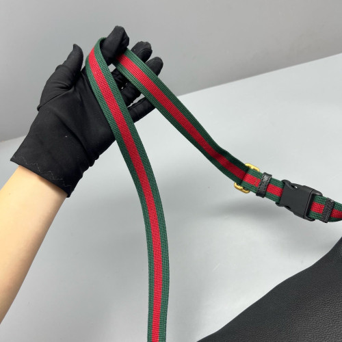 Gucci Logo Embossed Waist Belt Bag Calfskin Black Green Red