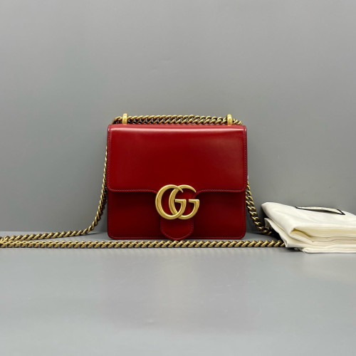 Gucci Small Interlocking G Shoulder Bag Calfskin Red