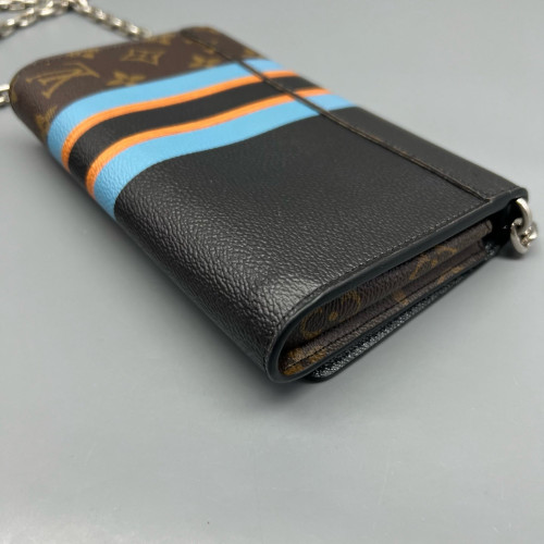 Louis Vuitton Twist Belt Chain Wallet Monogram Calfskin Brown Black Blue