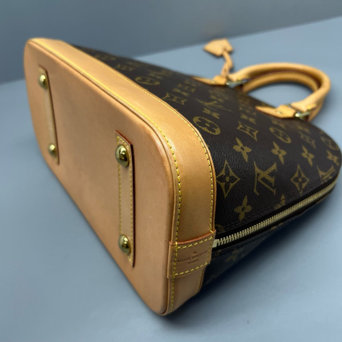 Louis Vuitton Alma MM Monogram Brown