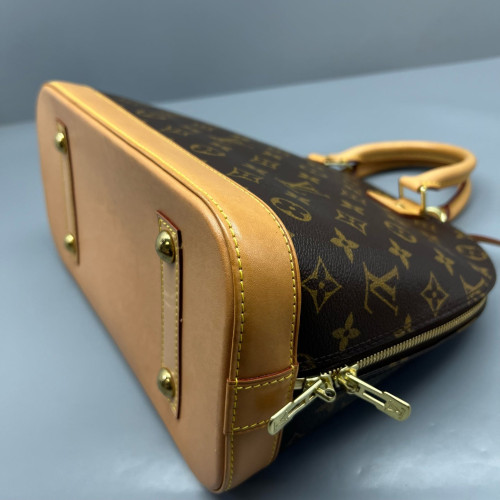 Louis Vuitton Alma MM Monogram Brown