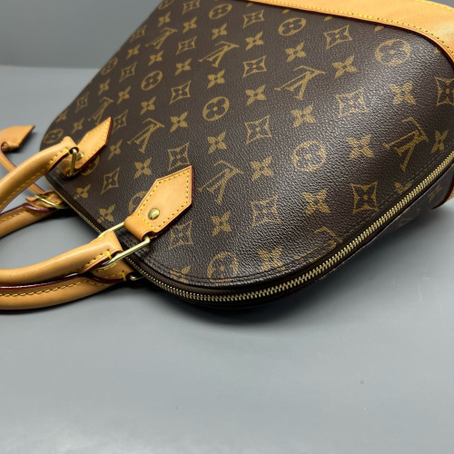 Louis Vuitton Alma MM Monogram Brown