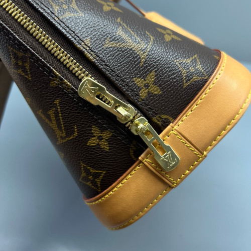 Louis Vuitton Alma MM Monogram Brown