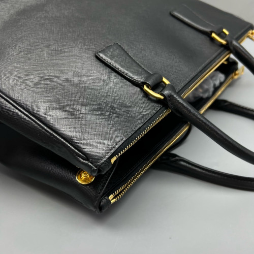 Prada Medium Galleria Double Zip Tote Saffiano Calfskin Black