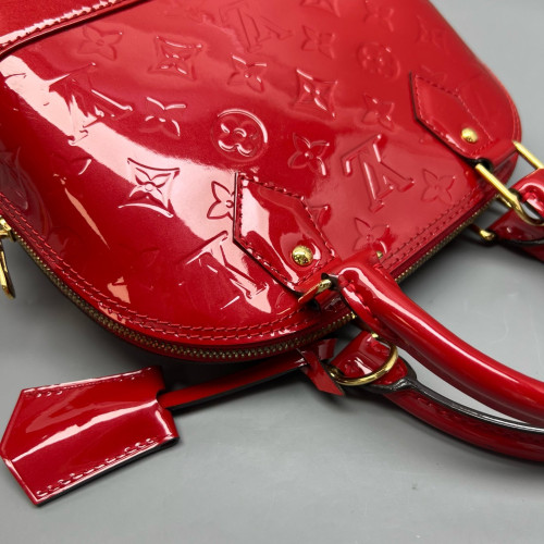 Louis Vuitton Alma BB Vernis Red