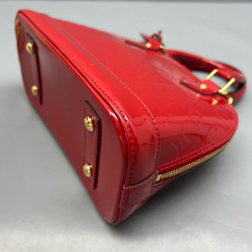 Louis Vuitton Alma BB Vernis Red