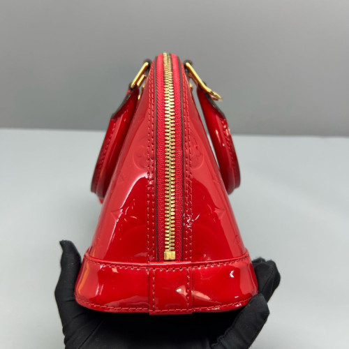 Louis Vuitton Alma BB Vernis Red