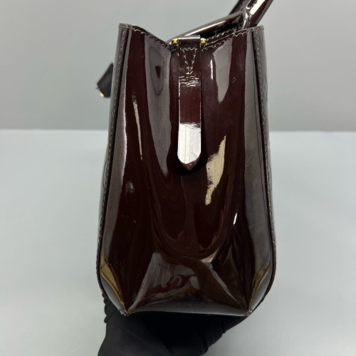 Louis Vuitton Montaigne BB Vernis Amarante
