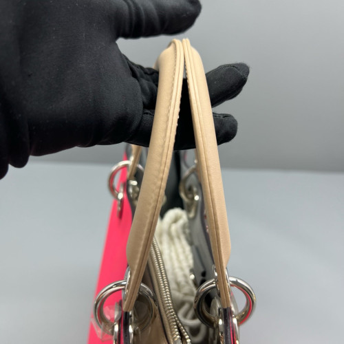 Dior Medium Diorissimo Tote Calfskin Red Natural Tan