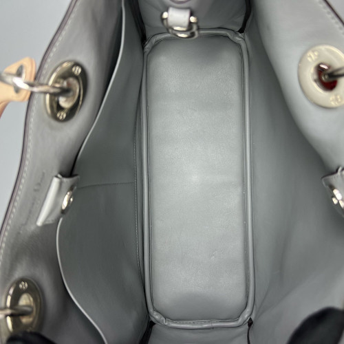 Dior Medium Diorissimo Tote Calfskin Red Natural Tan