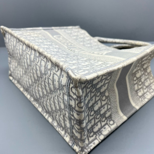 Dior Medium Book Tote Oblique Light Grey Beige