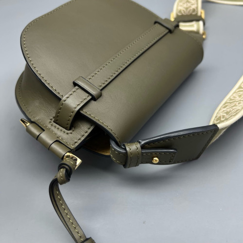 Loewe Mini Gate Calfskin Kaki Loewe Mini Gate Calfskin Kaki