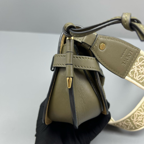 Loewe Mini Gate Calfskin Kaki Loewe Mini Gate Calfskin Kaki